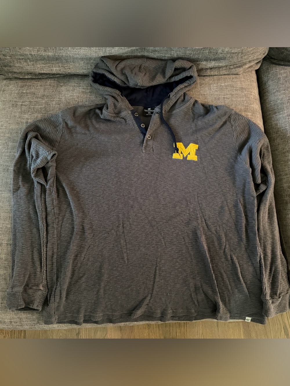 Colosseum Gray Hooded Thermal Shirt with Yellow M Logo